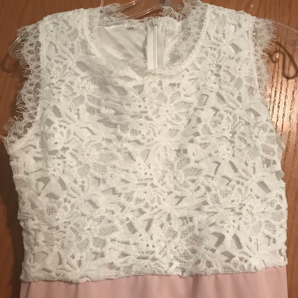 Lace top Dress - Picture 3 of 3